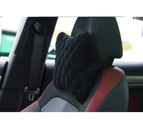 Подушка на подголовник авто ручной работы 2 шт