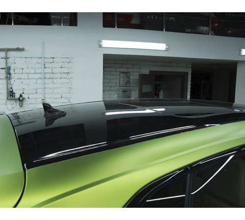 Черная глянцевая гибридная пленка для крыш и кузова авто