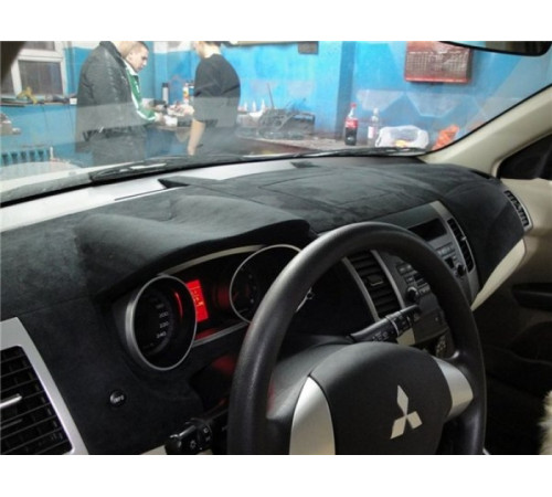 Алькантара черная 1п.м.(1.52 м х 1м)