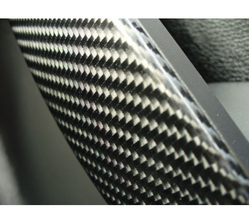 Карбон 4d под лаком (1.52м х 1м)